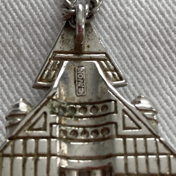 Vintage Avon Men’s Pendant on Chain - Picture 6 of 8